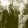 My Grand Parents - The last Howard Family to live in "Forest Home"
Crawford Motley Howard - born April 10th 1895
Mary Winnifred Barkley Howard